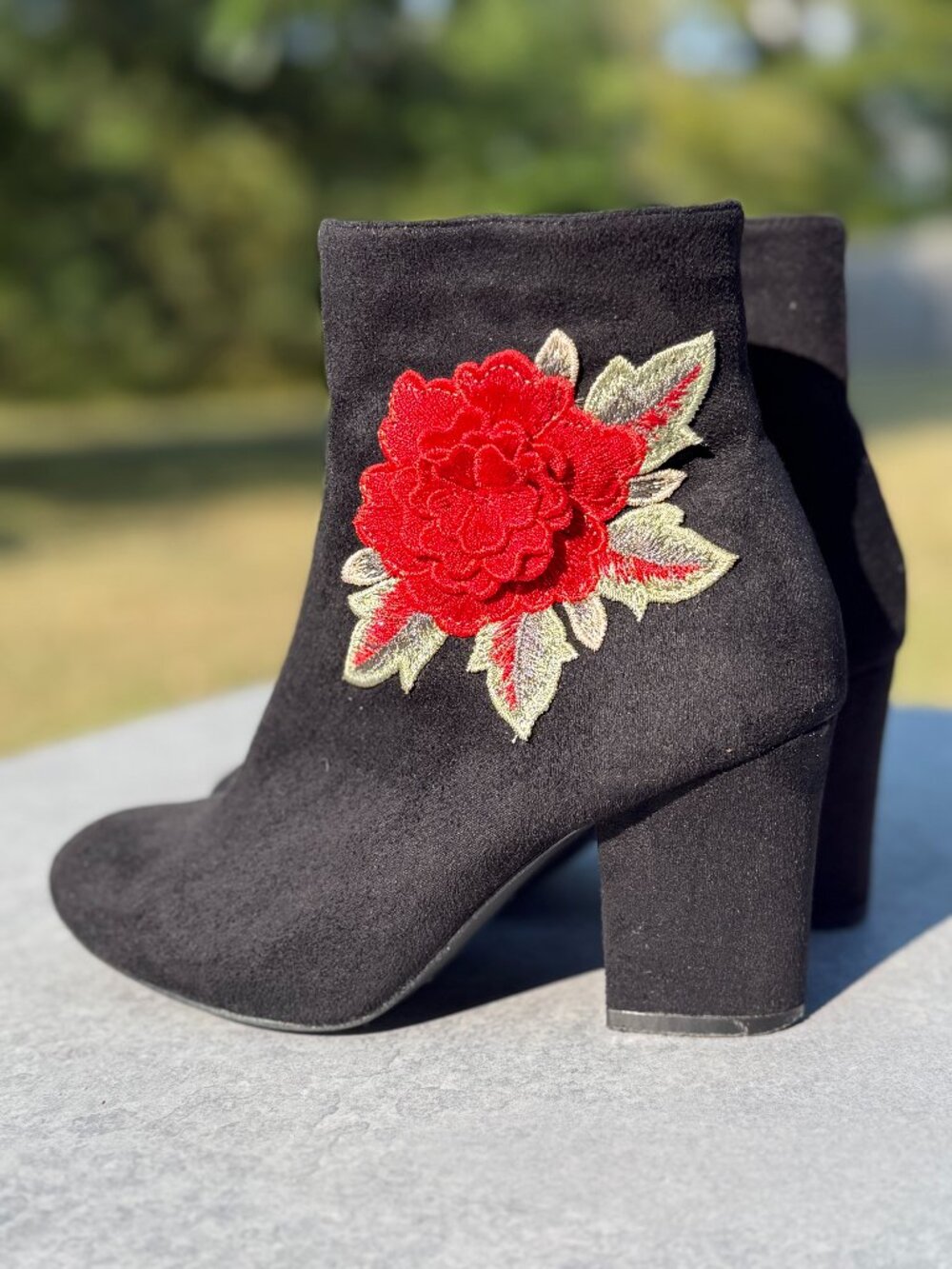 Nature Breeze Black Faux Suede Rose Embroidered Ankle Boots Goth Indie Sleaze 6.